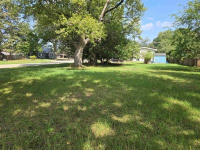 /international/us/raymond-street-lot-1-friendship-wi-110109915855/