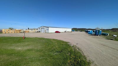 /international/us/2805-40th-ave-n-fargo-nd-110108507950/
