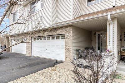 /international/us/20616-enfield-way-n-forest-lake-mn-110098753424/