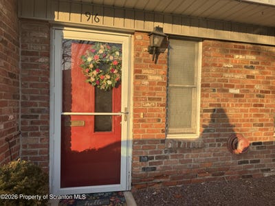 /international/us/96-abington-gardens-drive-south-abington-twp-pa-110106091237/