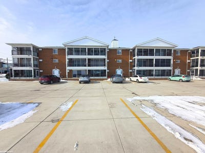 /international/us/165-s-water-street-marine-city-mi-110105712923/