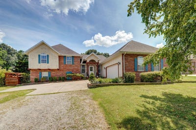 /international/us/823-mcvey-street-mt-vernon-mo-110100872215/