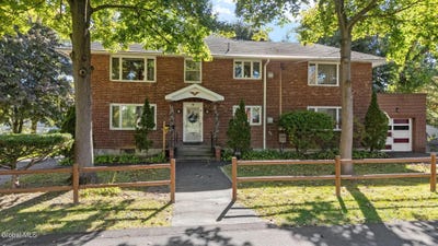 /international/us/10-pine-street-albany-ny-110120415718/