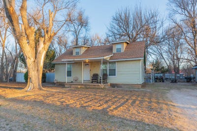 /international/us/216-w-5th-street-lefors-tx-110106585408/