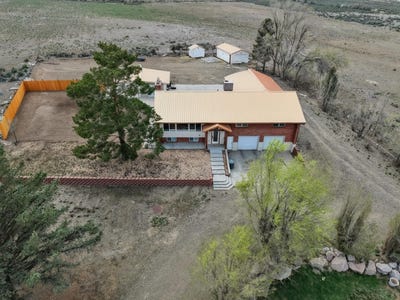 /international/us/915-n-main-st-panguitch-ut-110107539994/