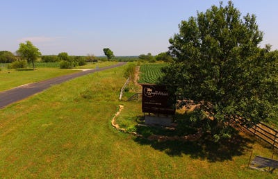 /international/us/1636-e-rd-50-lecompton-ks-110077707392/