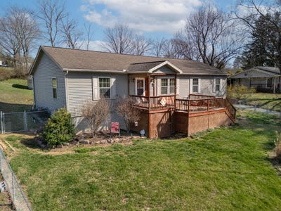 /international/us/745-st-rt-3-12-hinton-wv-110106617025/