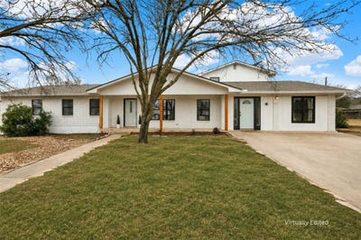 /international/us/217-w-driftwood-dr-fredericksburg-tx-110110221677/