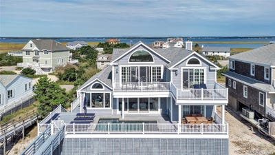 /international/us/939-dune-road-westhampton-dunes-ny-110103576376/