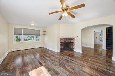 /international/us/20-w-forrestview-road-brookhaven-pa-110098962145/