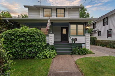 /international/us/348-e-broad-street-newton-falls-oh-110100375078/