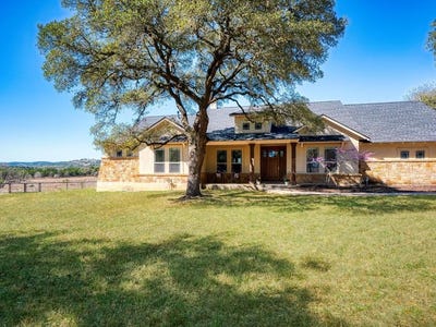 /international/us/676-highgate-bandera-tx-110107076875/