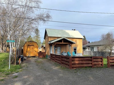 /international/us/302-s-alder-st-wallowa-or-110101501727/?lang=id