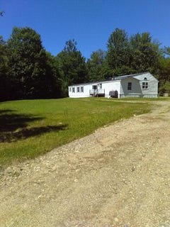 /international/us/289-tucker-road-hartford-me-110103576801/