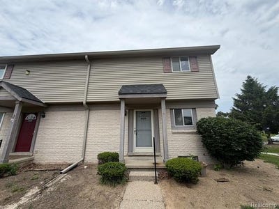 /international/us/2052-orchard-crest-street-shelby-twp-mi-110108338020/