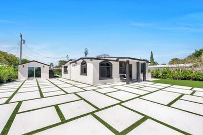 /international/us/1433-ne-53rd-court-pompano-beach-fl-110107628682/