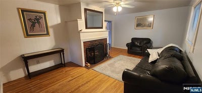 /international/us/276-franklin-turnpike-ridgewood-nj-110106200432/