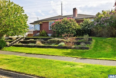 /international/us/126-w-14th-street-port-angeles-wa-110108130594/