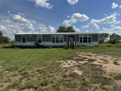 /international/us/435-county-road-95d-moulton-tx-110110240788/