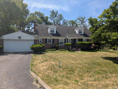 /international/us/22909-newport-street-southfield-mi-110108662413/