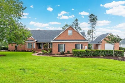 /international/us/161-greentree-dr-broxton-ga-110101595290/