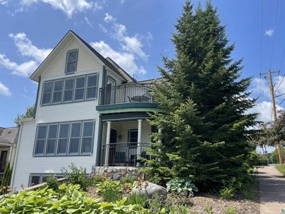 /international/us/36-6-n-2nd-st-bayfield-wi-110100309729/