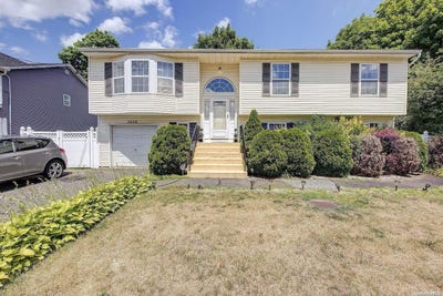 /international/us/1203-little-east-neck-road-west-babylon-ny-110096103398/?lang=en