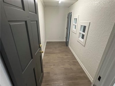 /international/us/307-s-main-street-bryan-tx-110103759023/