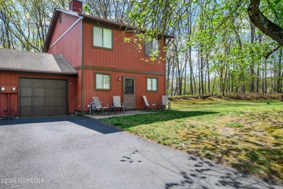 /international/us/12-pheasant-place-howell-nj-110107290377/