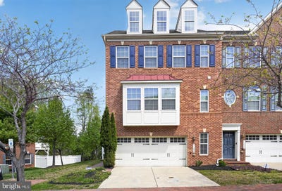 /international/us/15224-n-berwick-lane-upper-marlboro-md-110107725909/