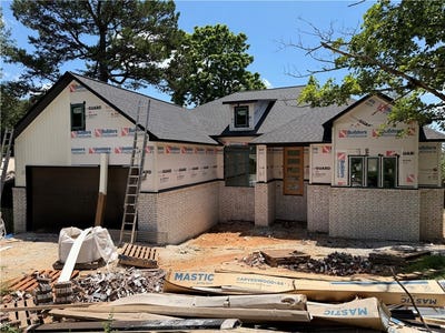 /international/us/1537-5th-avenue-fayetteville-ar-110108962603/