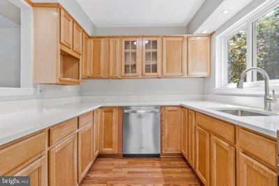 /international/us/8119-bird-lane-greenbelt-md-110101398204/