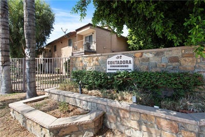 /international/us/768-la-tierra-corona-ca-110110234640/