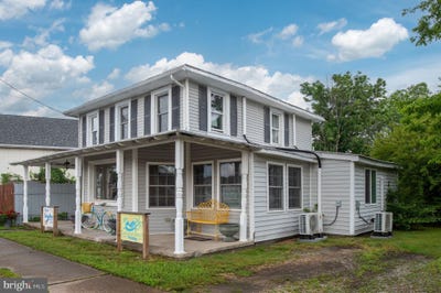 /international/us/215-irving-avenue-n-colonial-beach-va-110100419940/?lang=zh-tw