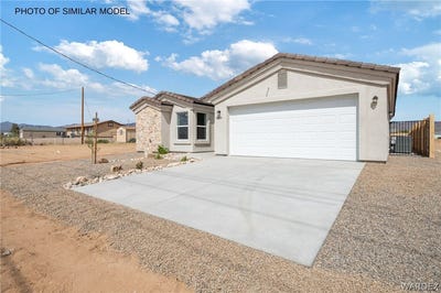 /international/us/7811-w-abrigo-drive-golden-valley-az-110120616847/