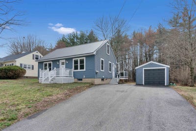 /international/us/57-franklin-street-rochester-nh-110107353336/
