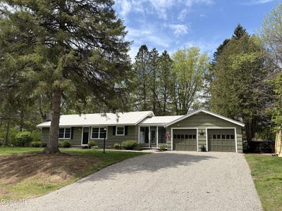 /international/us/13-laurel-road-fort-edward-ny-110107882277/