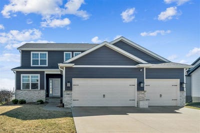 /international/us/1903-wycliffe-court-sw-cedarrapids-ia-110108387564/