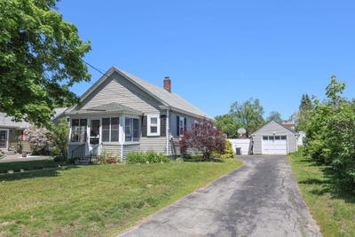 /international/us/2-thomas-street-concord-nh-110108546292/