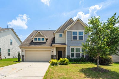 /international/us/517-eagles-way-mebane-nc-110100464090/