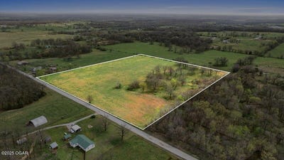/international/us/21457-oaks-road-granby-mo-110098572498/?lang=en