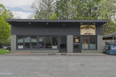 /international/us/98-lake-avenue-lake-luzerne-ny-110108023831/