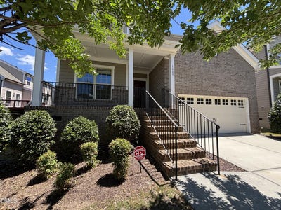 /international/us/1009-magnolia-blossom-lane-apex-nc-110108119726/