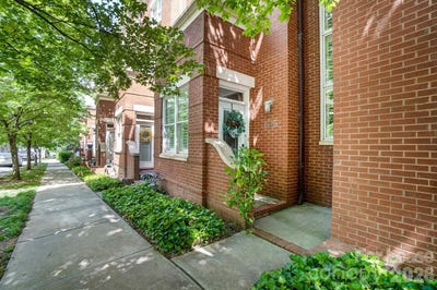 /international/us/400-clarice-avenue-charlotte-nc-110108220140/