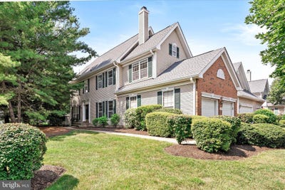 /international/us/121-coburn-road-pennington-nj-110101020963/