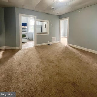 /international/us/323-baltimore-avenue-cumberland-md-110107892083/
