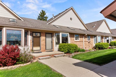 /international/us/57187-silver-maple-washington-mi-110107877765/