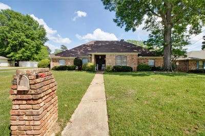 /international/us/902-kingsbury-court-longview-tx-110107256677/