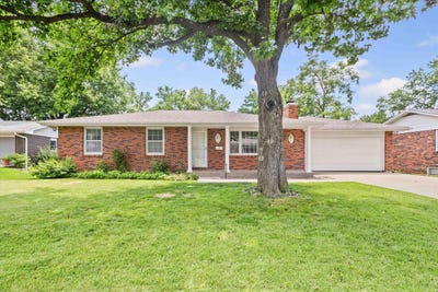 /international/us/2308-iris-drive-columbia-mo-110109070494/