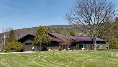 /international/us/580-ecker-hollow-road-middleburgh-ny-110106723535/